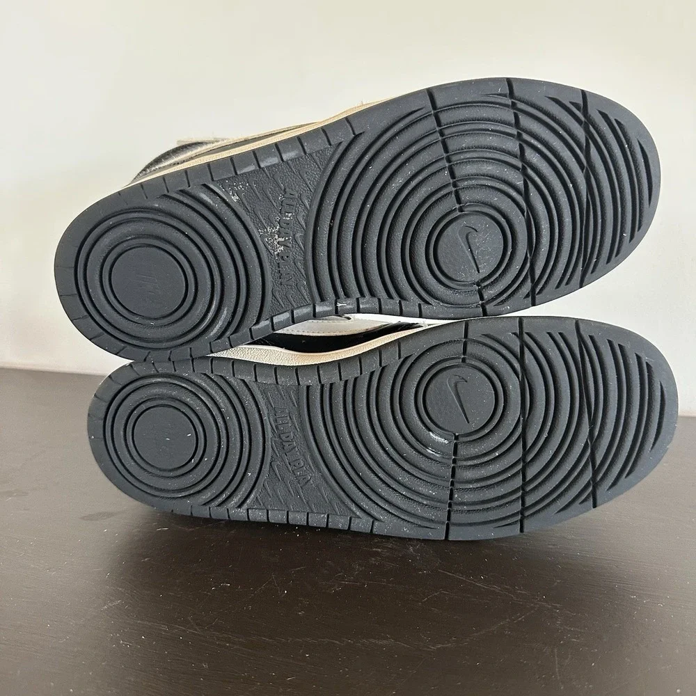 Nike Jordan‎ Youth Boys High Top Sneakers Black White Size 7Y Lace Up